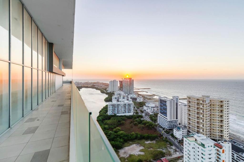 Frente A La Playa Apartamento *